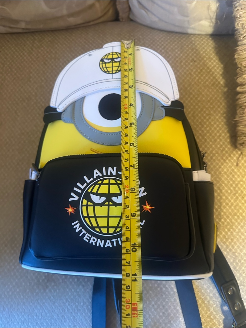Universal Studio Loungefly Despicable Me Villain-Con Minion Backpack NWOT Stuart